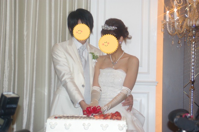 僕たちの結婚式：ケーキ入刀
ケーキもディズニーデザイン